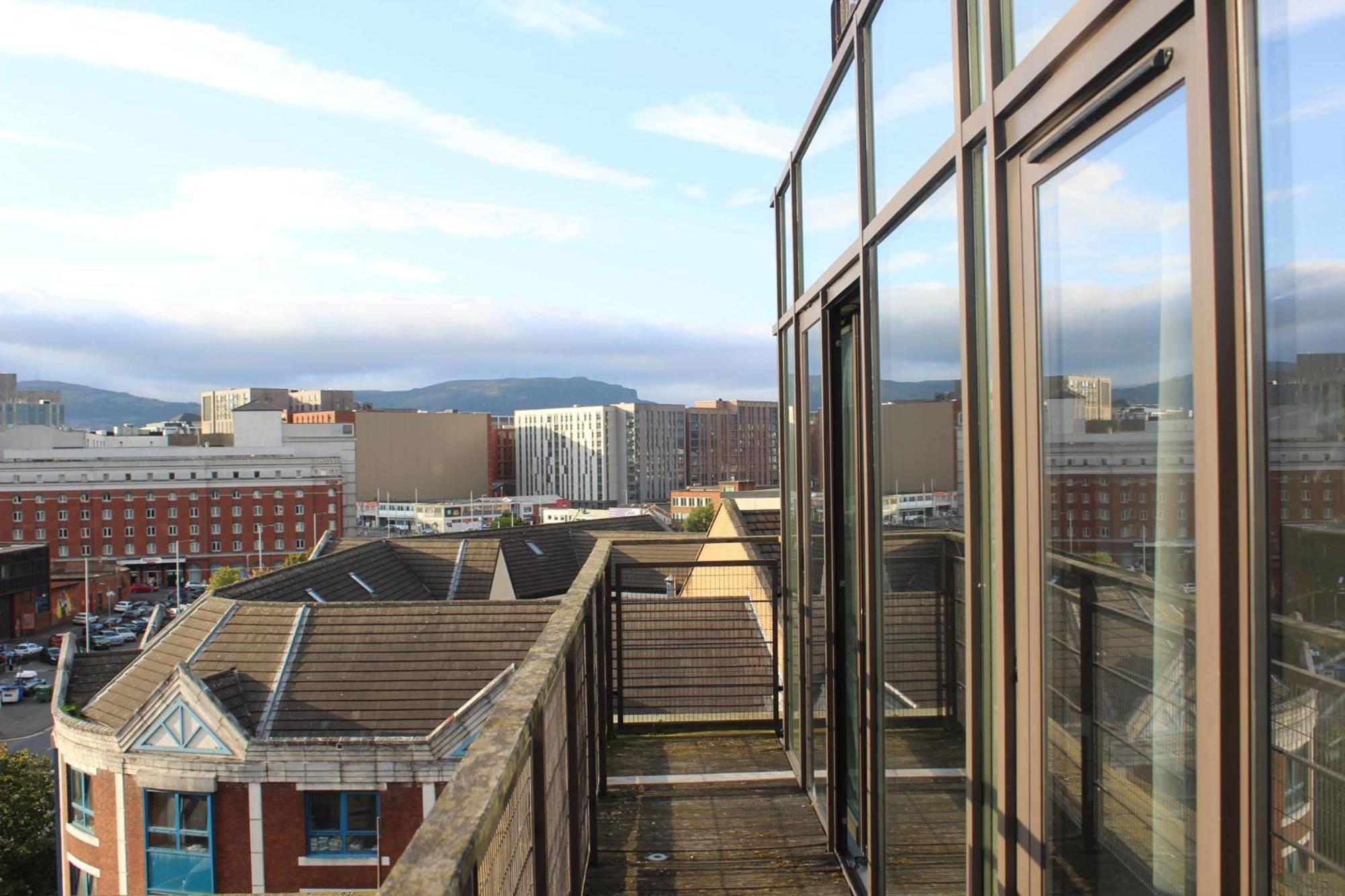 Apartment Custom House Square Penthouse *