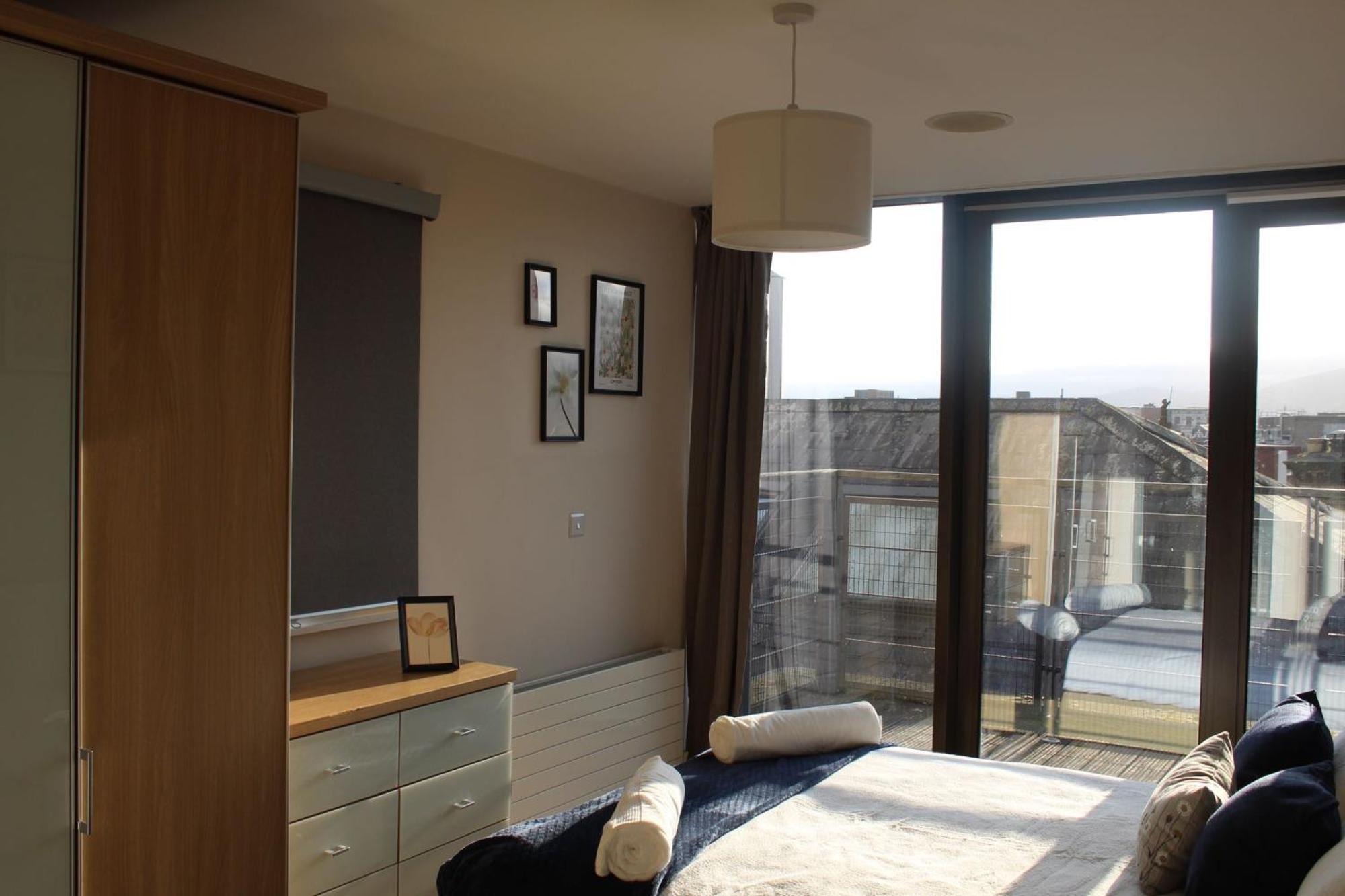 Apartment Custom House Square Penthouse Belfast